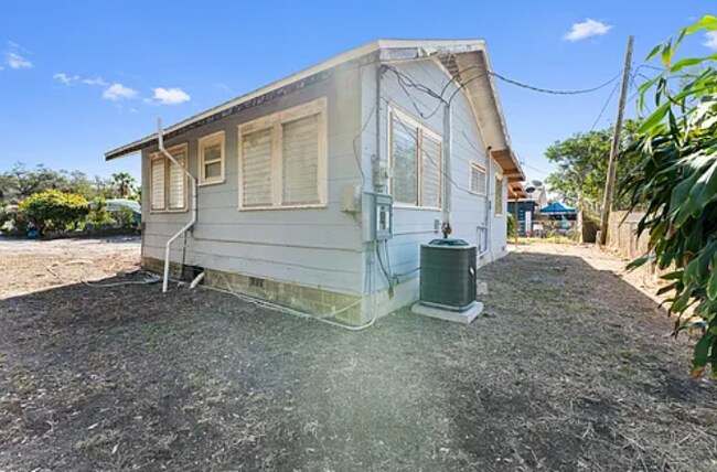 Building Photo - 1430 16th St W