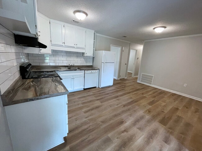 Building Photo - 129 El Ogden Dr