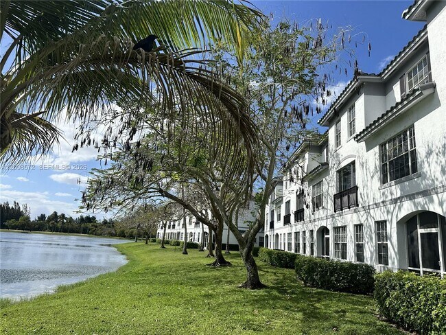 Building Photo - 741 SW 148th Ave