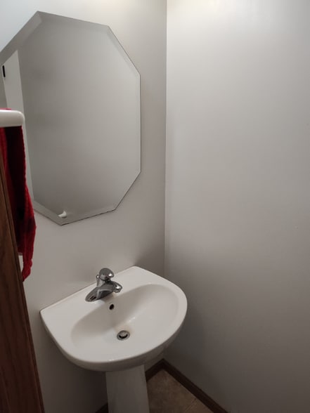 Building Photo - 6847 Christian Curve