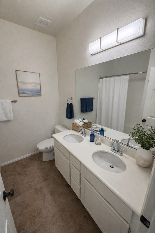 Building Photo - 16080 Begonia Ave