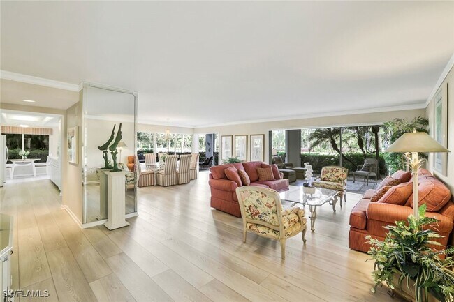 Building Photo - 1111 Wildwood Ln