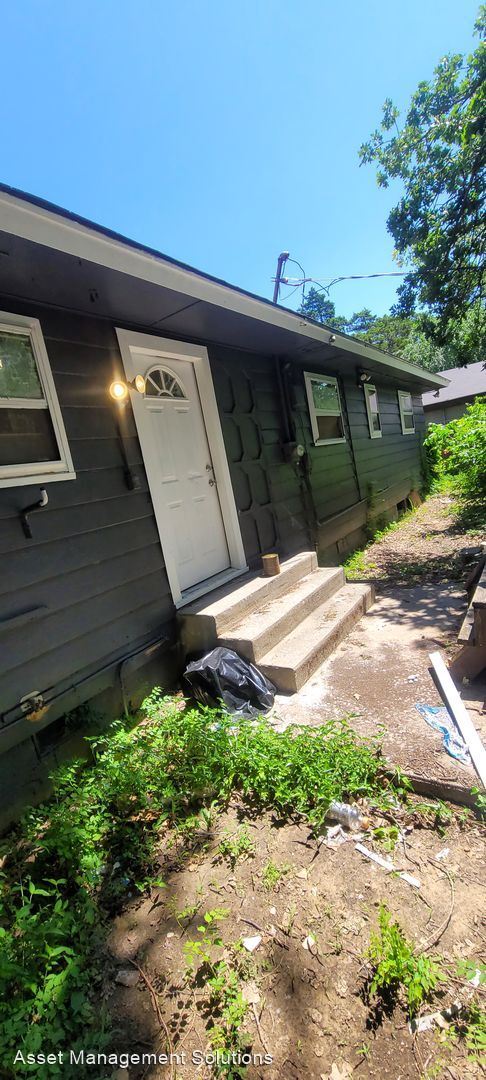 Building Photo - 4 br, 1 bath House - 6714 NW 31st St.