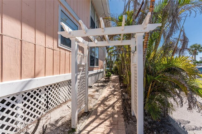 Building Photo - 2375 N Beach Rd