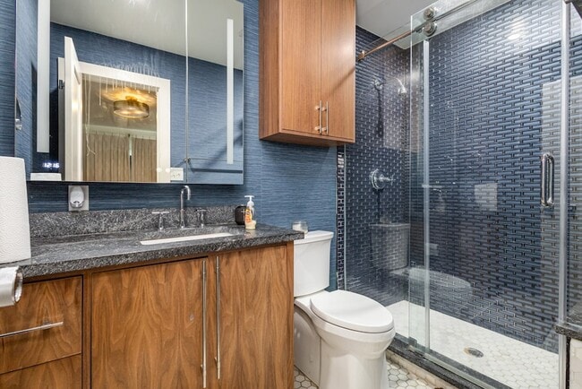 Building Photo - 4148 Normandy Ave