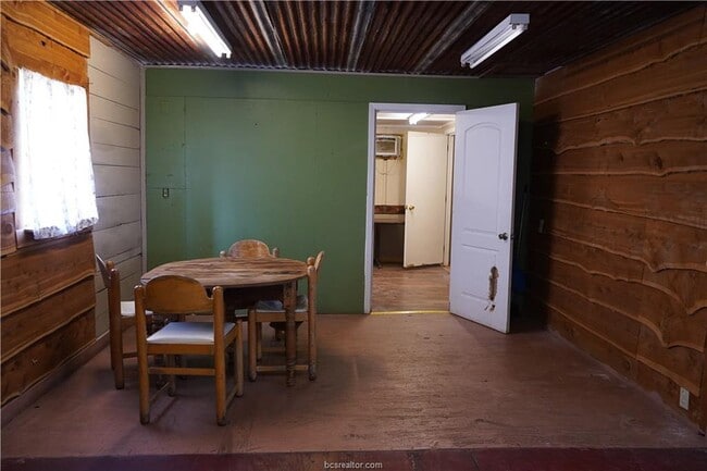 Building Photo - 6759 TX-105