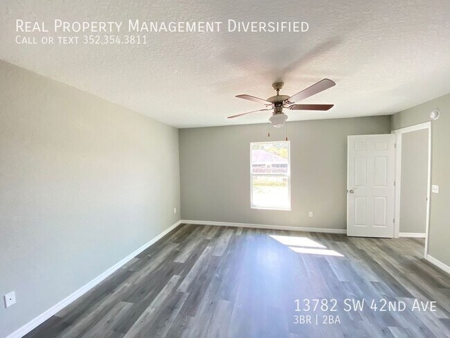 Building Photo - 13782 SW 42 Ave