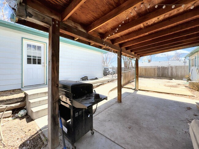 Building Photo - 3603 Windsor Ave