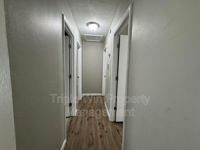 Building Photo - 1103 Rio St