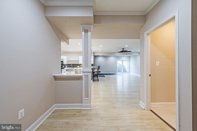 Building Photo - 9221 Clementine Ct