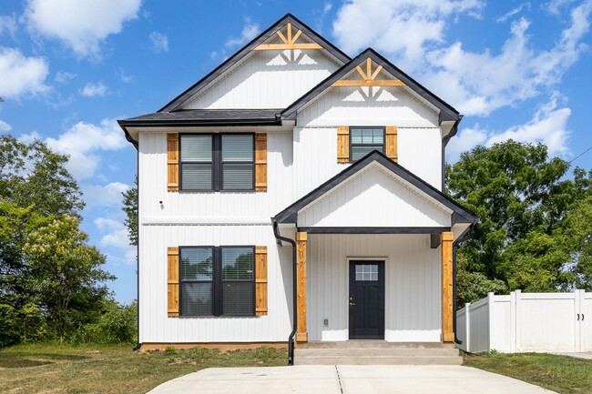 Primary Photo - 3 bed 2.5 bath home in Gastonia