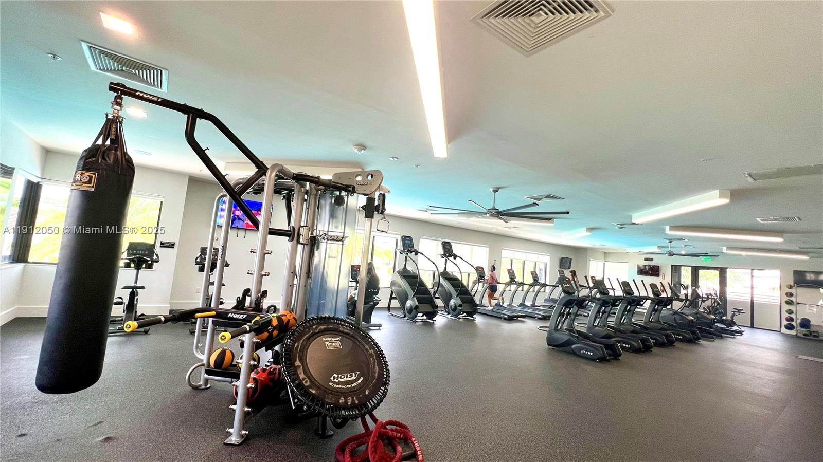 Building Photo - 4670 NW 84th Ave