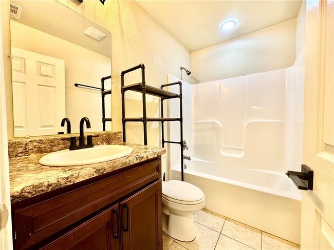 Building Photo - 630 Lasso Ln