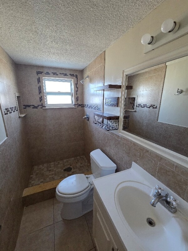 Building Photo - 7205 Rockwood Dr