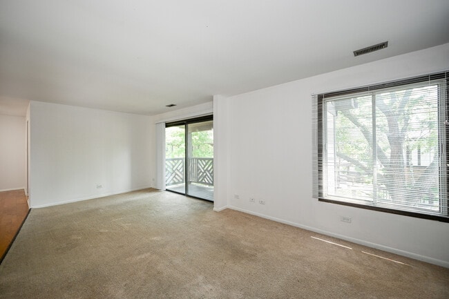 Building Photo - 880 Johnstown Ln