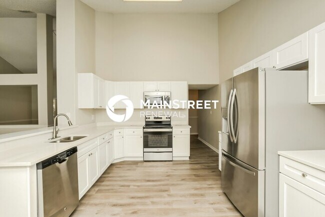 Building Photo - 4 Bedroom Pet-Friendly Home in VALRICO, FL...