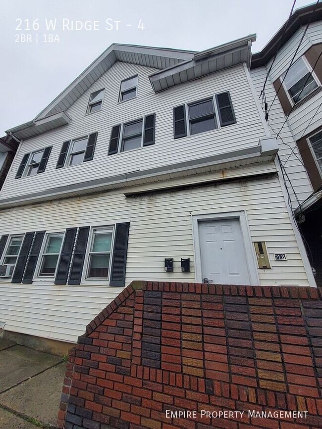 Primary Photo - Available February 1st- 2 bedroom, 1 bathr...