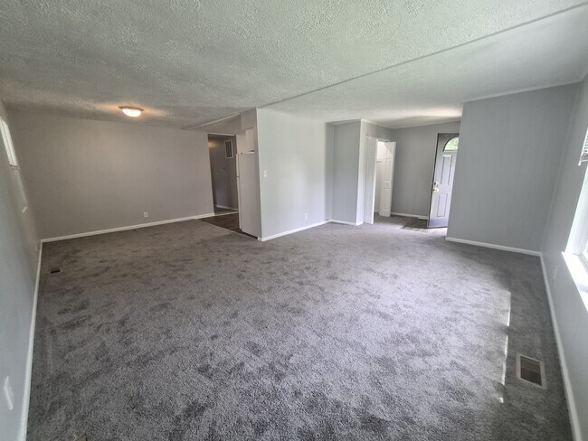 Building Photo - 4708 Payton Ave