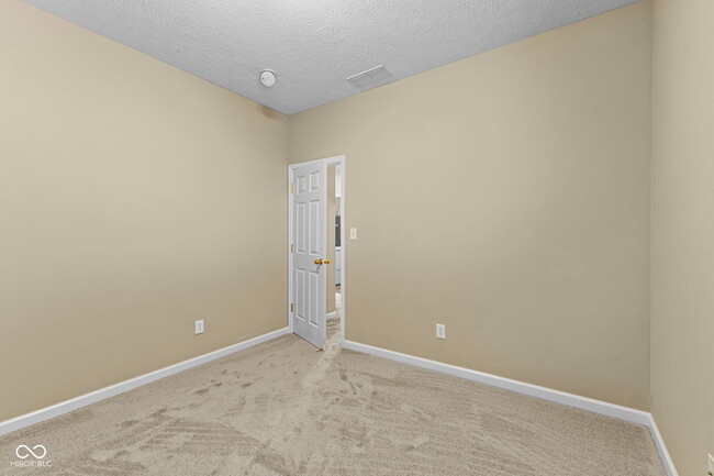 Building Photo - 1241 Elm Grove Ln