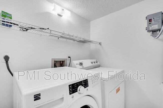 Building Photo - 7294 Cloister Dr