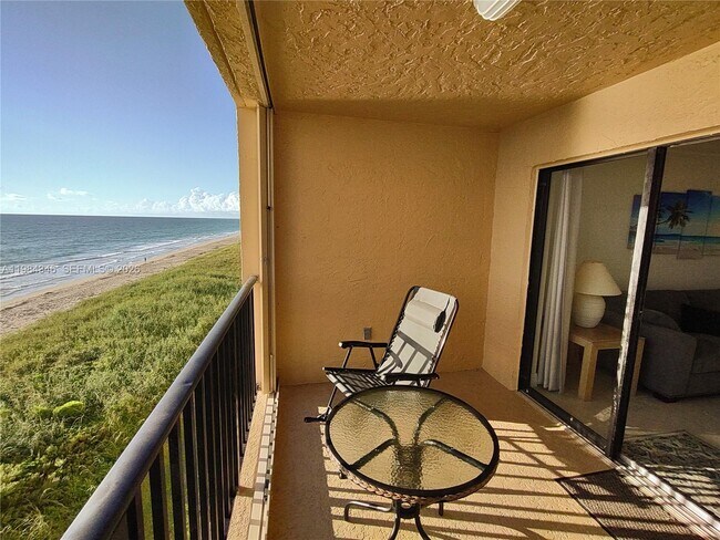 Building Photo - 10200 S Ocean Dr