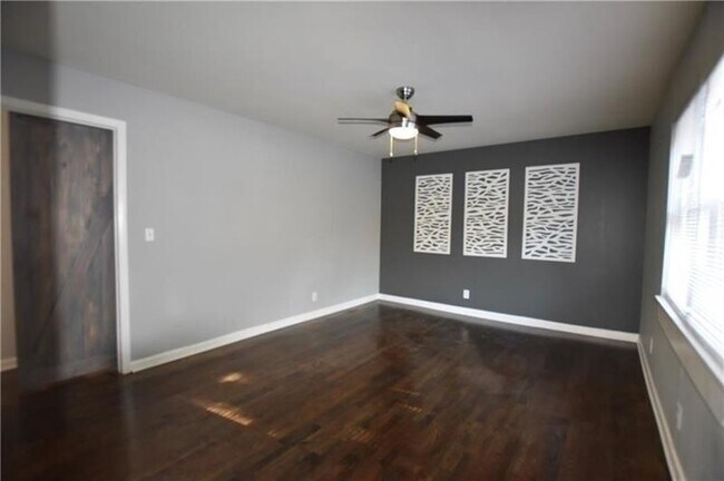 Building Photo - 112 Ardmore Pl NW