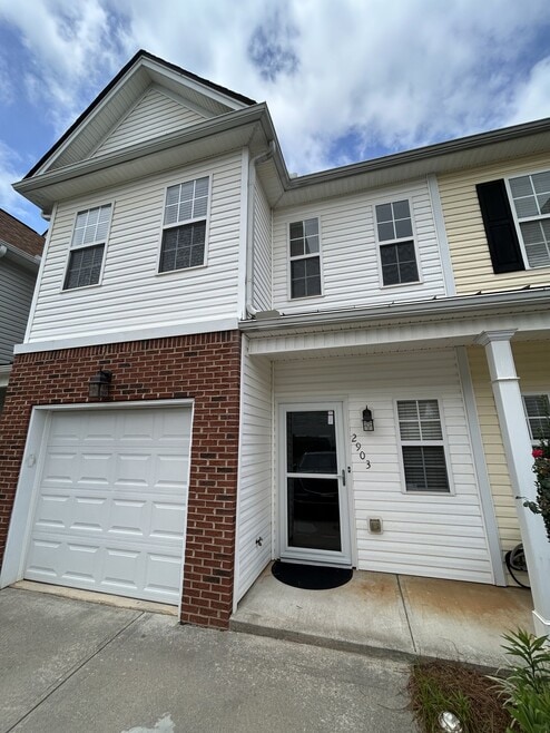 Building Photo - 2903 Greyhawk Ln