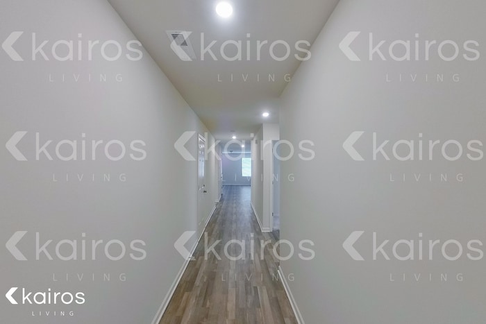 Building Photo - 207 Kyle's Dr