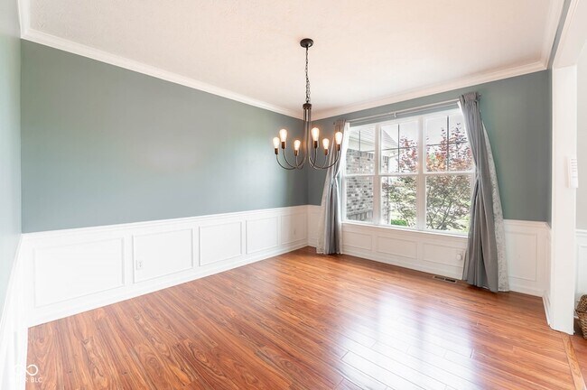 Building Photo - 1325 Brentford Ln