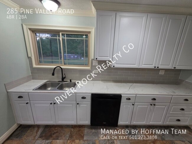 Building Photo - 285 Pine Valley Rd