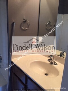 Building Photo - 6609 Clarksburg Pl