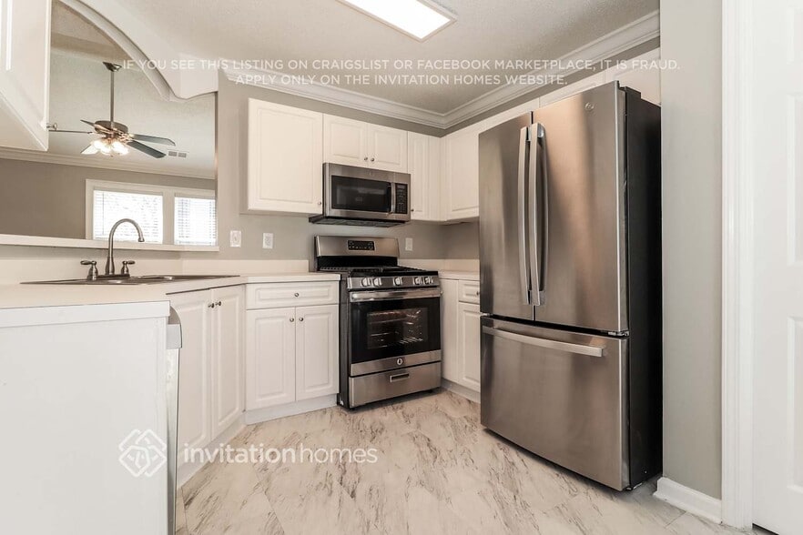 Building Photo - 4804 Shallow Farm Dr NE