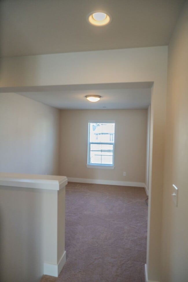 Building Photo - UPDATED PRICE-3 Bedroom Home in Millcreek
