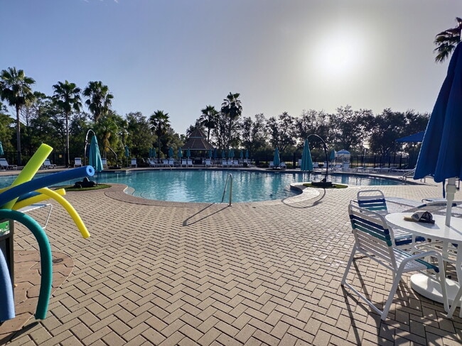 Building Photo - New Rental Available in Stoneybrook at Venice!