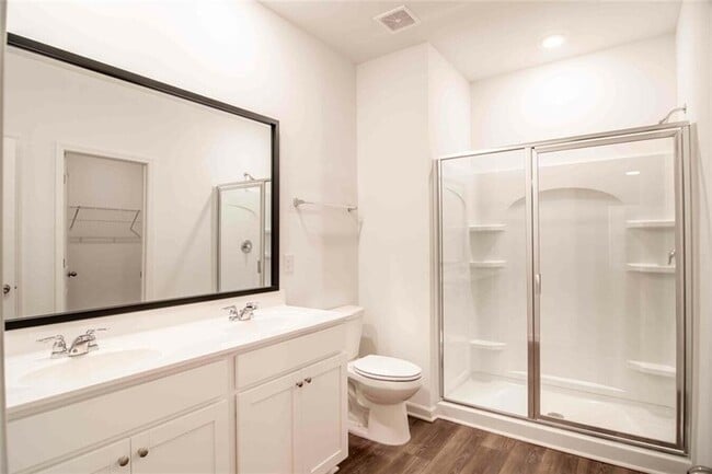 Building Photo - 12006 Crosswicks Rd