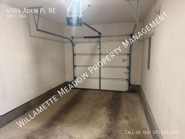 Building Photo - 4084 Aden Pl NE