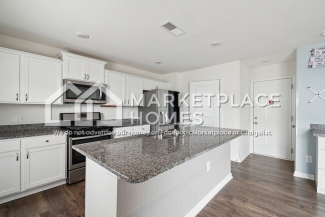 Building Photo - 1623 Sliger St