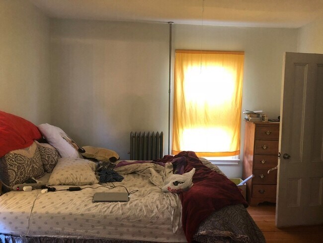 Building Photo - 345 Savin Hill Ave