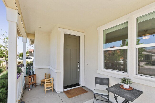 Building Photo - 2011 Grady Cir