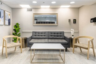 Building Photo - Lakeside at Biscayne Gardens