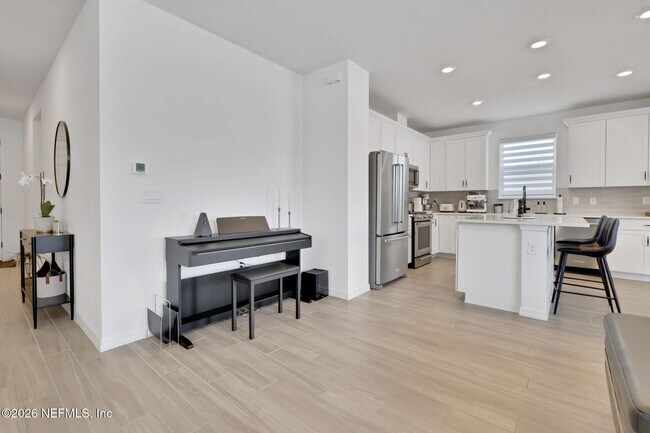 Building Photo - 72 Flintlock Ln