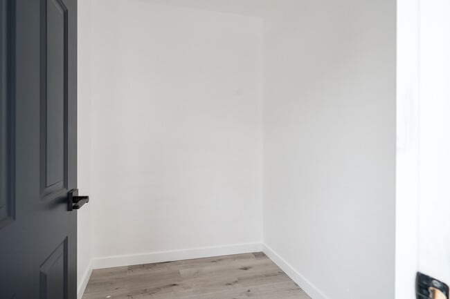 Building Photo - 5133 Barstow St