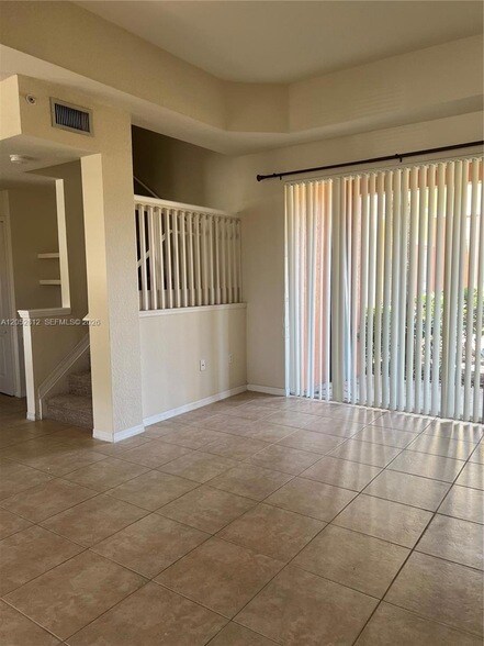 Building Photo - 11010 Legacy Dr