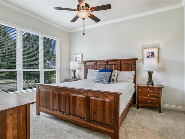 Building Photo - 102 Bella Toscana Ave