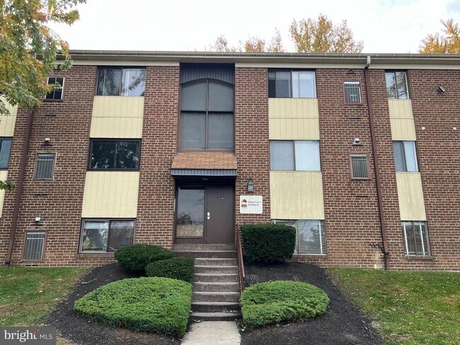 Building Photo - 9921 Bustleton Ave
