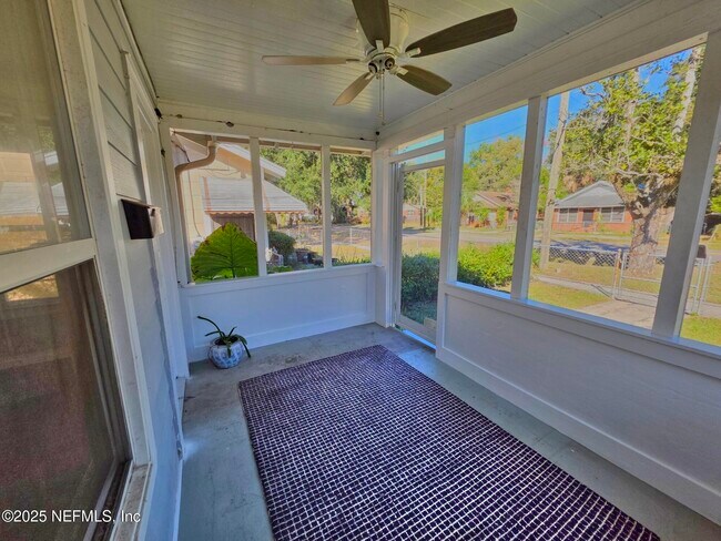 Building Photo - 616 Woodbine St