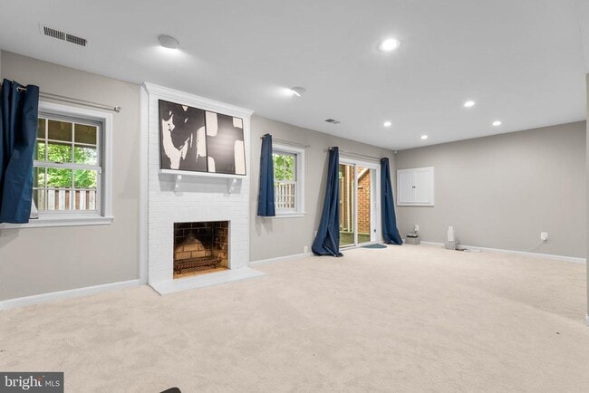 Building Photo - 10241 Aspen Willow Dr
