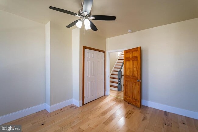 Building Photo - 5426 Jefferson St