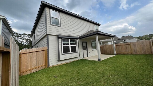 Building Photo - 13249 Musky Dr