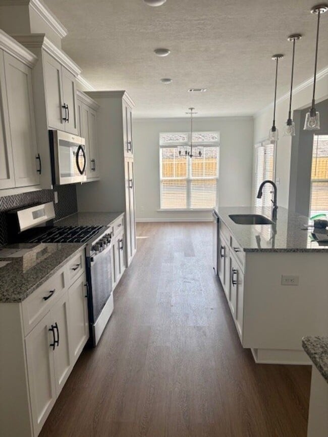 Building Photo - 4 BEDROOM RANCH HOME IN GROVETOWN!